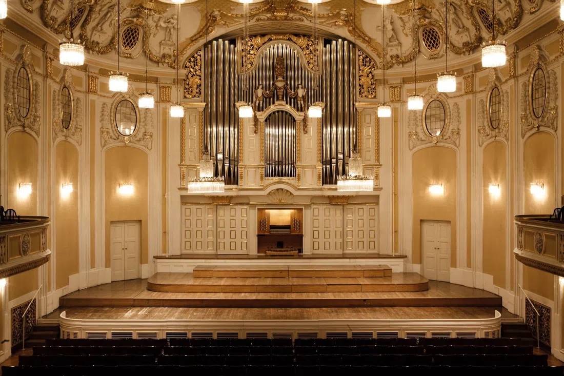 Stiftung Mozarteum — Great Hall (Großer Saal), Salzburg