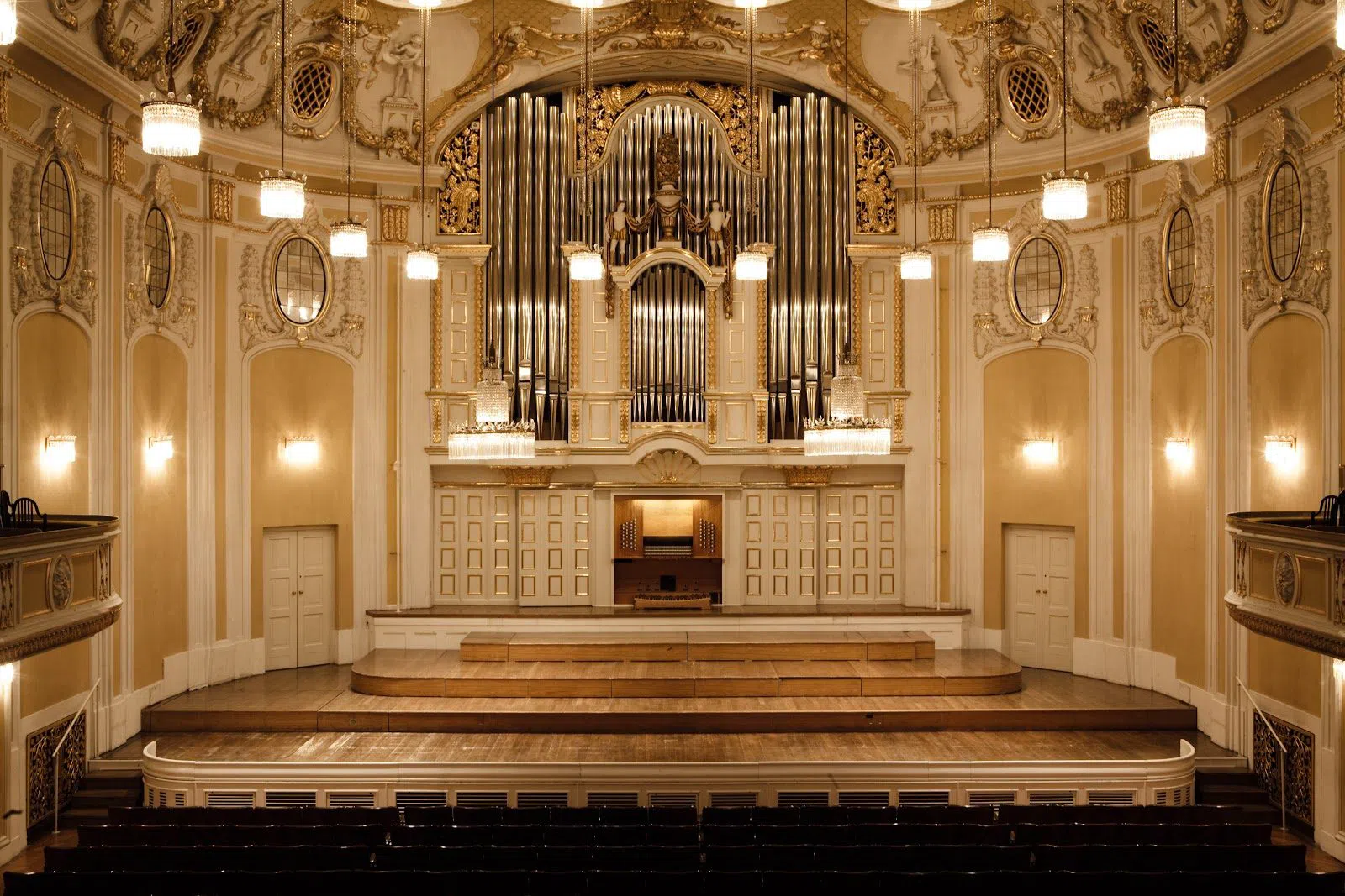 Stiftung Mozarteum — Great Hall (Großer Saal), Salzburg